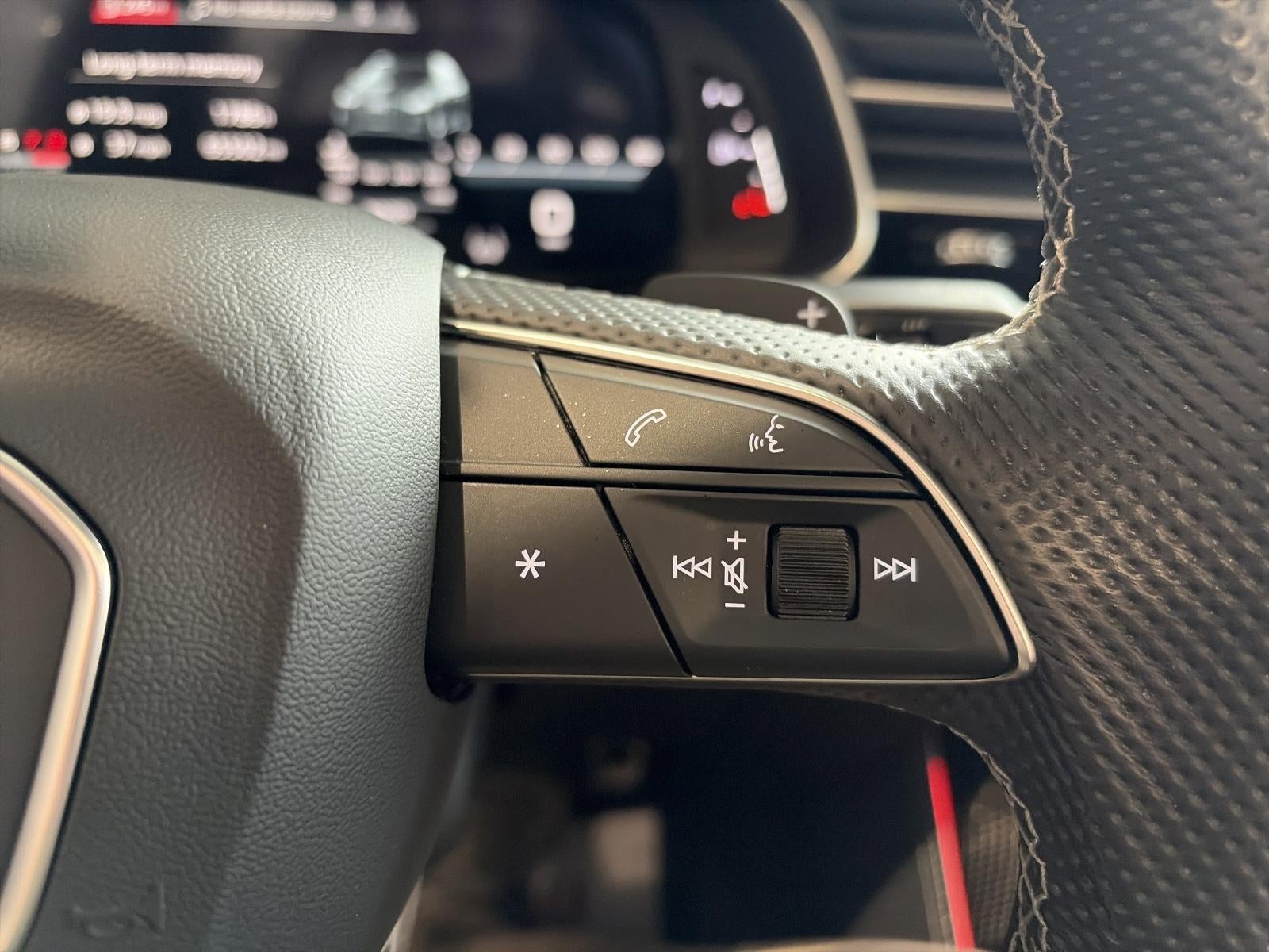 2022 Audi SQ7 Premium Plus 4.0 TFSI quattro