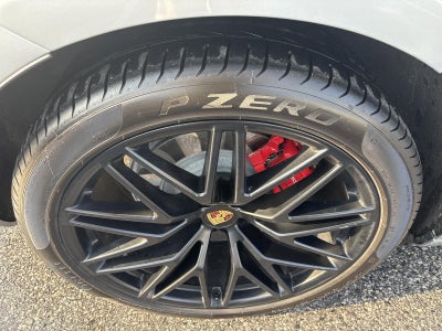 2025 Porsche Macan GTS AWD