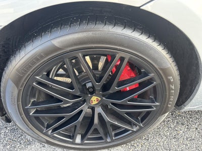 2025 Porsche Macan GTS AWD