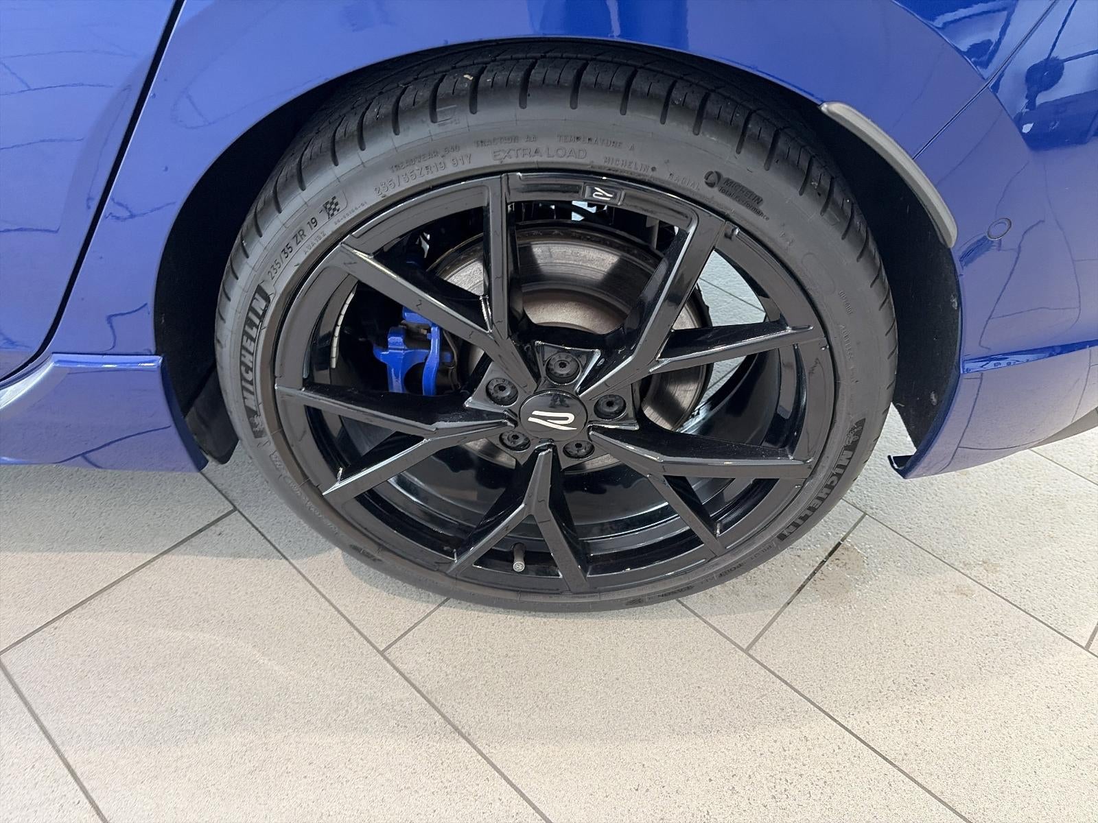 2023 Volkswagen Golf R 2.0T 20th Anniversary Edition Manual