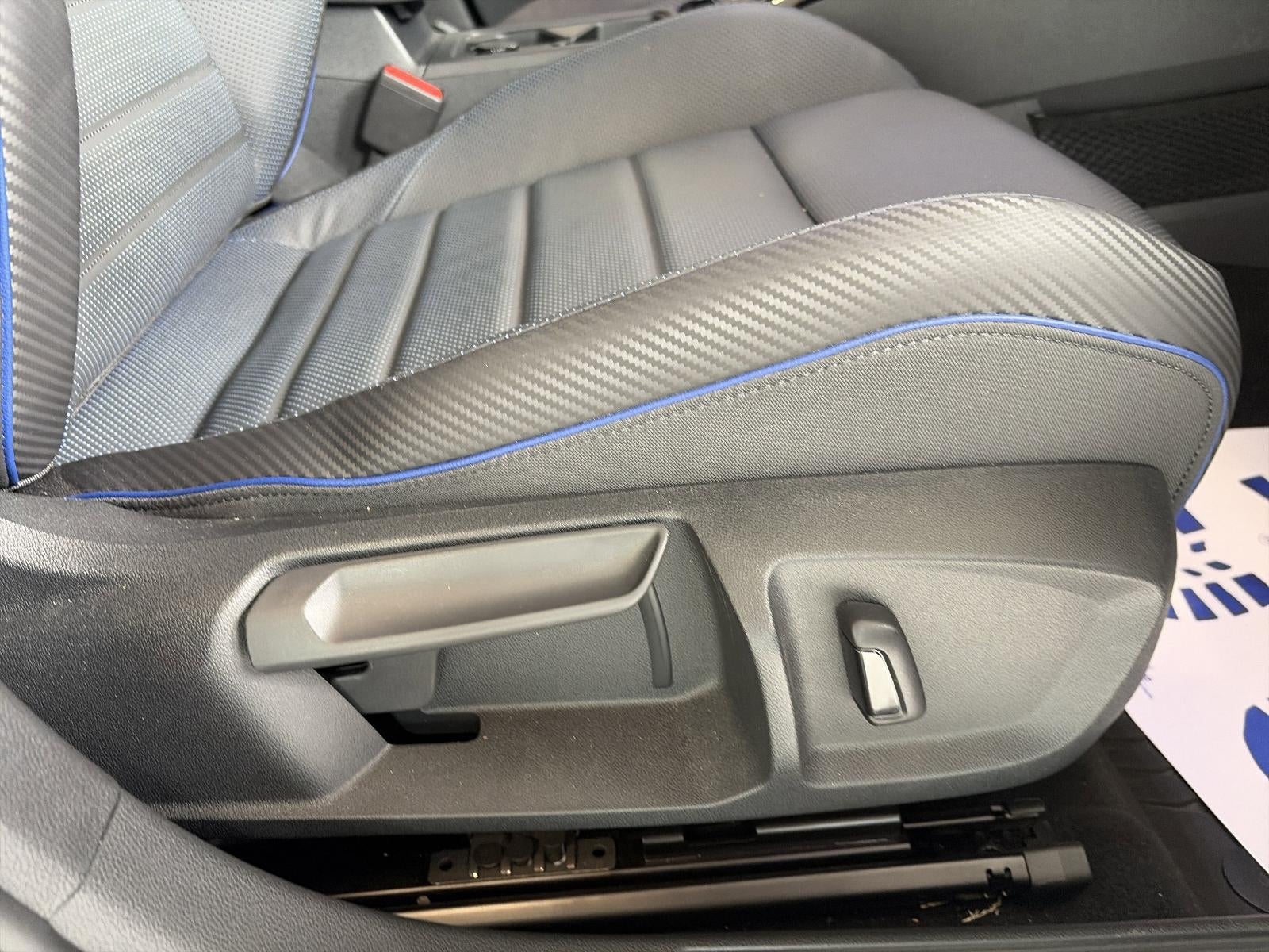 2023 Volkswagen Golf R 2.0T 20th Anniversary Edition Manual