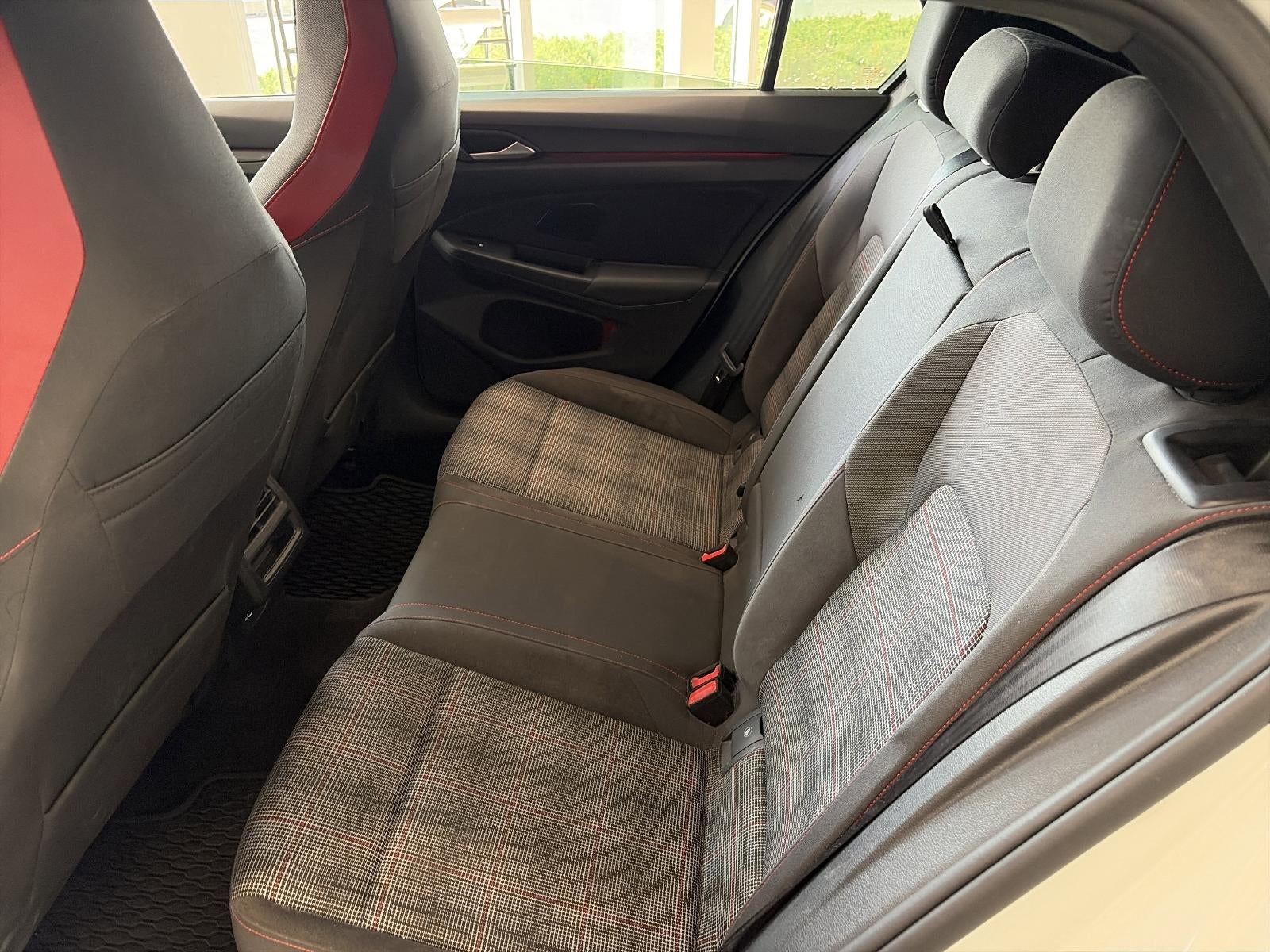 2023 Volkswagen Golf GTI 2.0T SE DSG