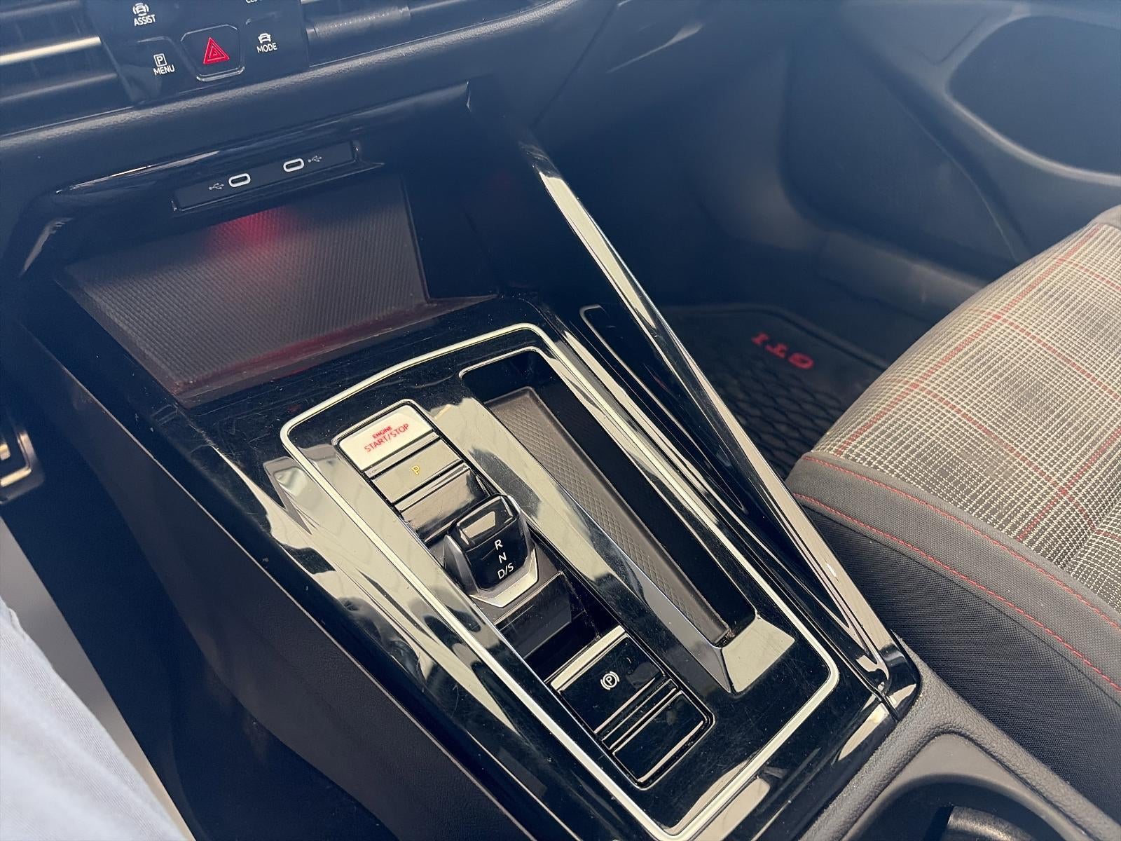 2023 Volkswagen Golf GTI 2.0T SE DSG