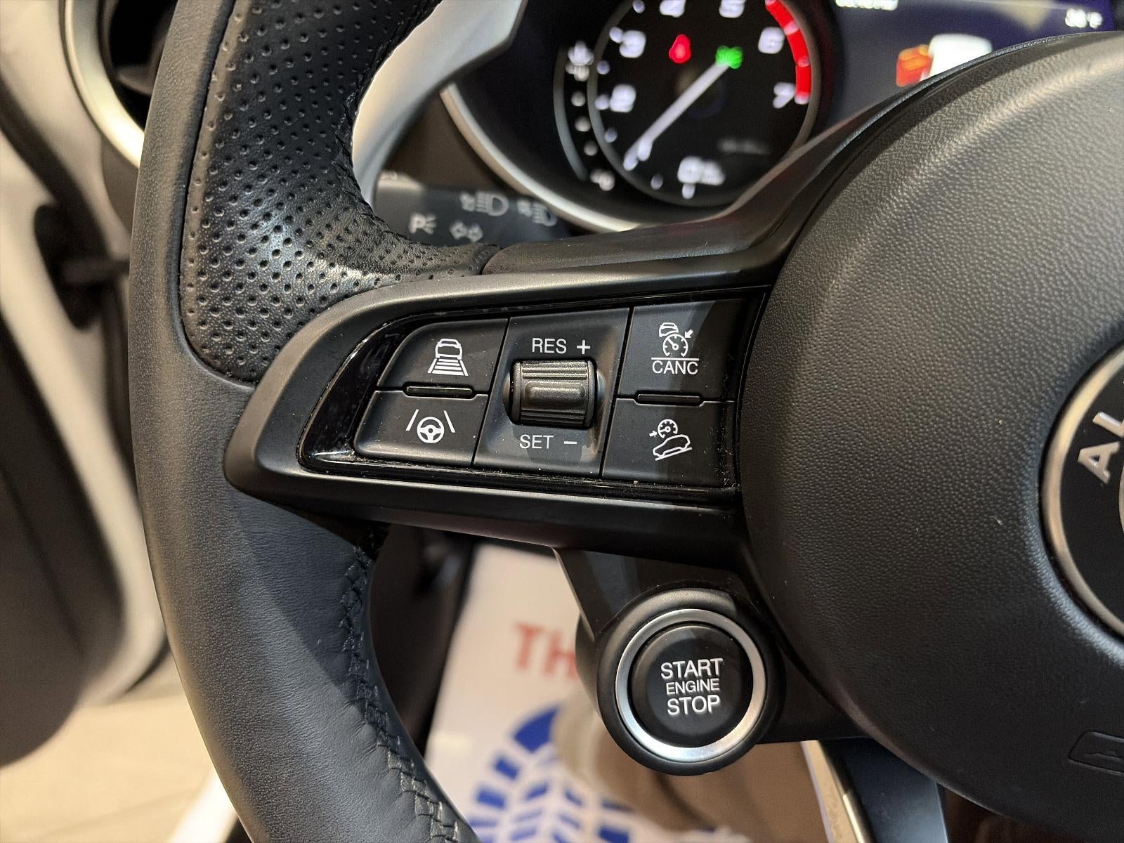 2023 Alfa Romeo Stelvio Veloce AWD