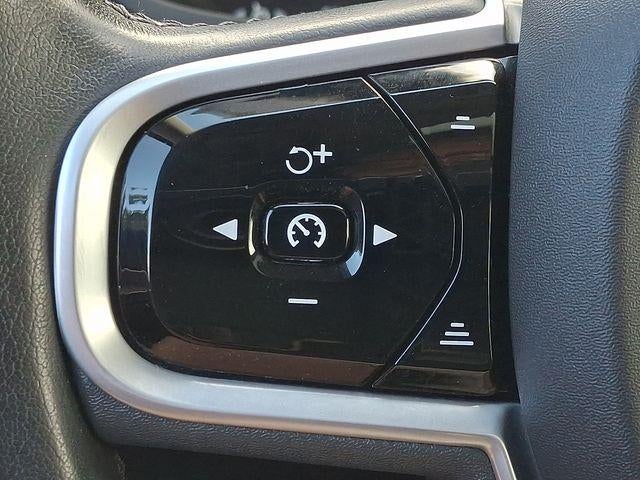 2021 Volvo S60 T5 AWD Momentum