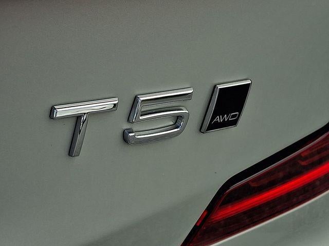 2021 Volvo S60 T5 AWD Momentum