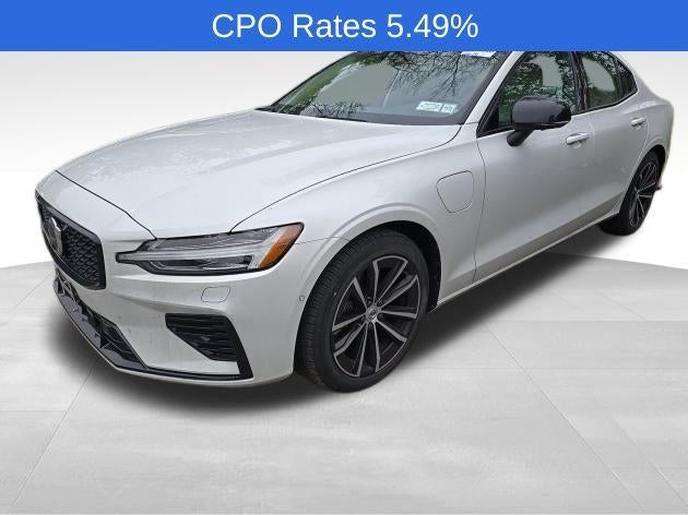 2025 Volvo S60 Plug-In Hybrid T8 AWD Plus