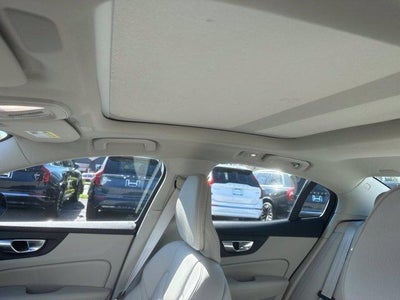2025 Volvo S60 Plug-In Hybrid T8 AWD Plus