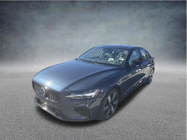 2025 Volvo S60 Plug-In Hybrid T8 AWD Plus