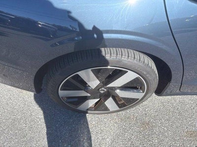 2025 Volvo S60 Plug-In Hybrid T8 AWD Plus