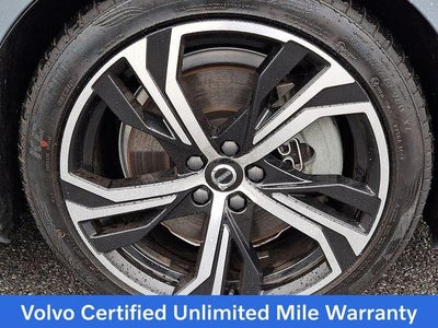 2023 Volvo S60 Recharge Plug-In Hybrid T8 eAWD PHEV Plus Dark Theme