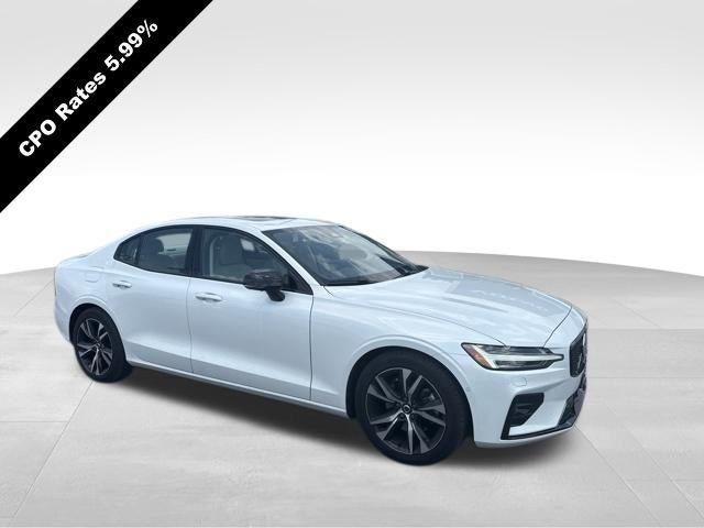 2025 Volvo S60 B5 AWD Plus