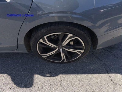 2023 Volvo S60 B5 AWD Plus Dark Theme