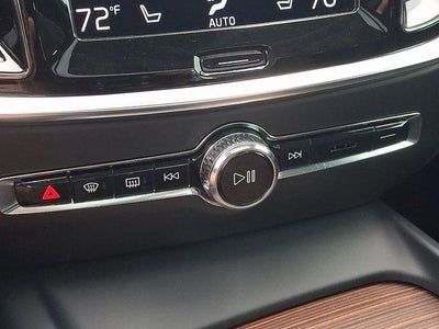 2022 Volvo S60 B5 AWD Momentum