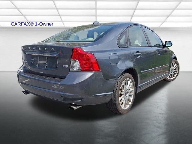 2011 Volvo S40 4dr Sdn