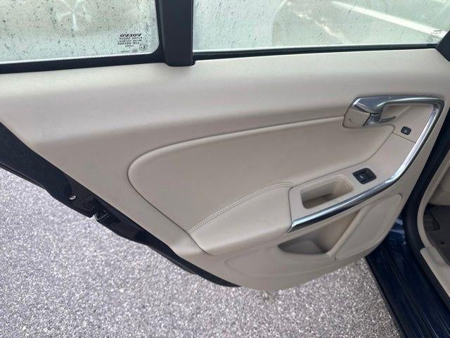 2013 Volvo S60 4dr Sdn T6 AWD