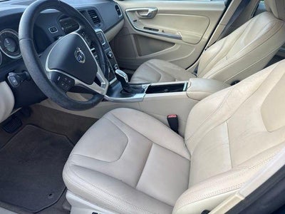 2013 Volvo S60 4dr Sdn T6 AWD