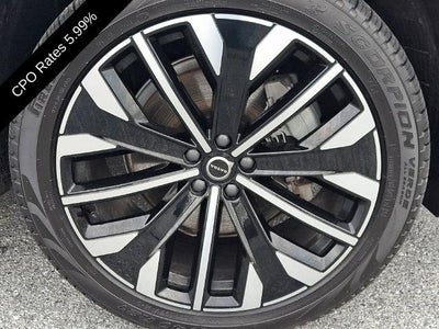 2026 Volvo XC90 B6 AWD Ultra Dark Theme 6-Seater