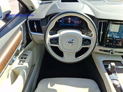 2022 Volvo V90 Cross Country B6 AWD