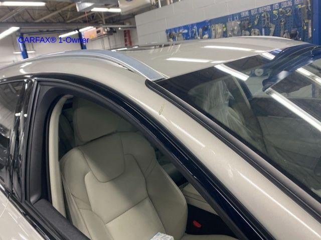 2022 Volvo V90 Cross Country B6 AWD