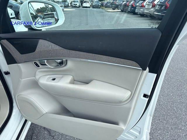 2025 Volvo XC90 B6 AWD Plus 7-Seater