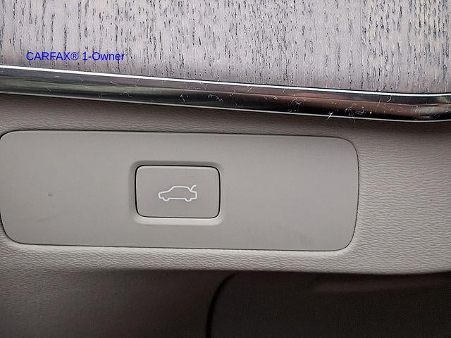 2024 Volvo XC90 B6 AWD Plus Bright Theme 7P