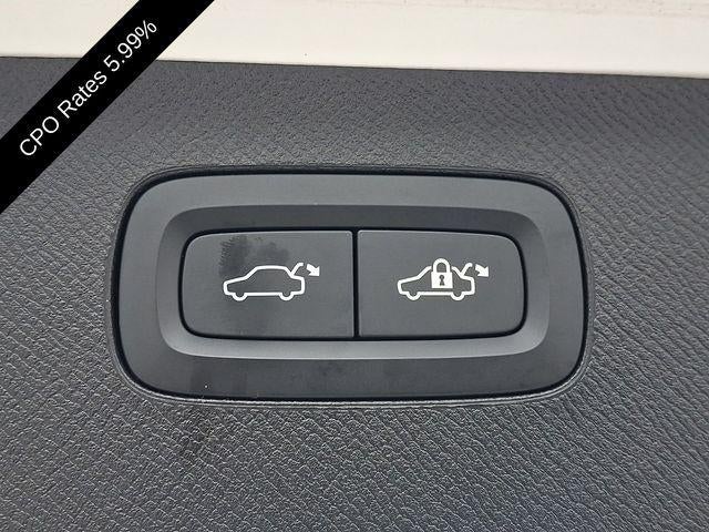 2024 Volvo XC90 B6 AWD Plus Bright Theme 7P