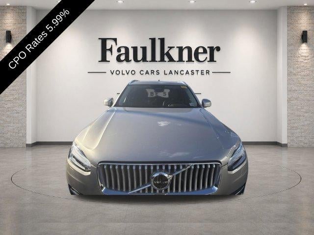 2025 Volvo XC90 B6 AWD Plus 7-Seater