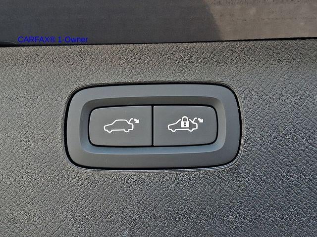 2024 Volvo XC90 B6 AWD Plus Bright Theme 7P