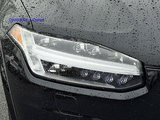 2024 Volvo XC90 B6 AWD Plus Bright Theme 7P