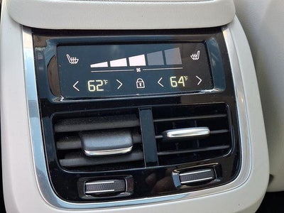 2023 Volvo XC90 B6 AWD Plus 7P
