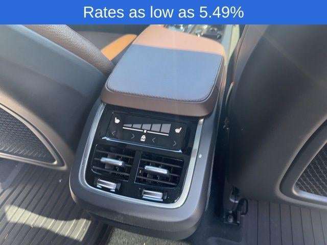 2023 Volvo XC90 B6 AWD Plus 7P