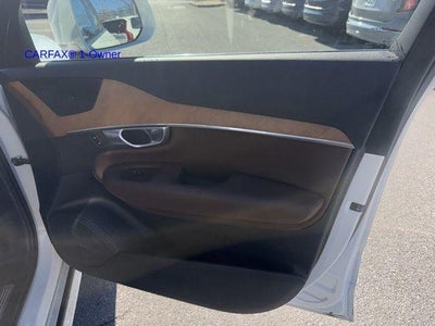 2023 Volvo XC90 B6 AWD Plus 7P
