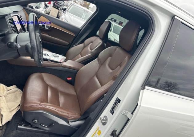 2023 Volvo XC90 B6 AWD Plus 7P