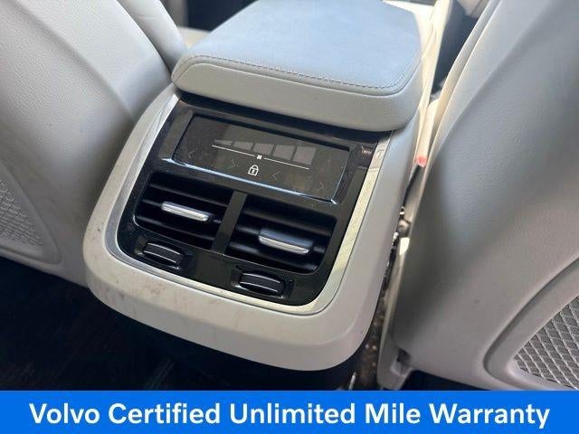 2023 Volvo XC60 B6 AWD Ultimate Bright Theme