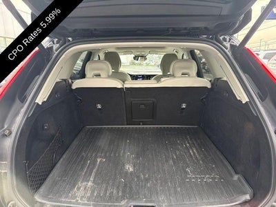 2023 Volvo XC60 B6 AWD Ultimate Dark Theme