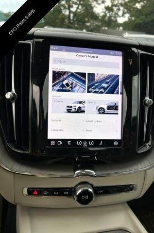 2023 Volvo XC60 B6 AWD Ultimate Dark Theme
