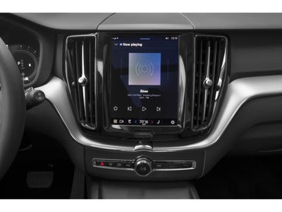 2023 Volvo XC60 B6 AWD Ultimate Dark Theme