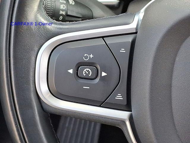 2021 Volvo XC60 T5 AWD Momentum