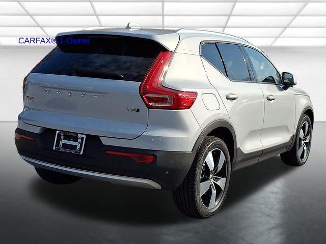 2020 Volvo XC40 T5 AWD Momentum