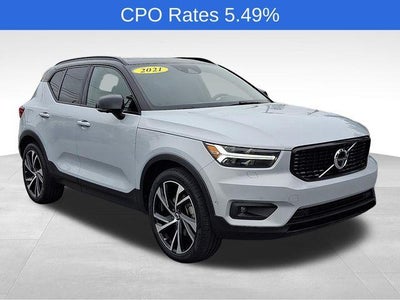 2021 Volvo XC40 T5 AWD R-Design