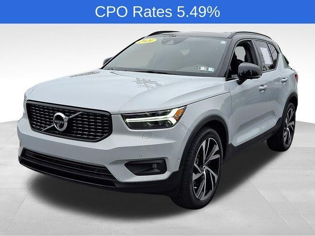 2021 Volvo XC40 T5 AWD R-Design