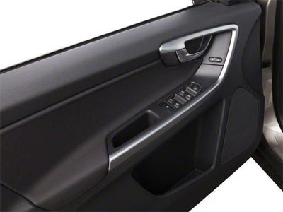 2010 Volvo XC60 AWD 4dr 3.0T w/Moonroof