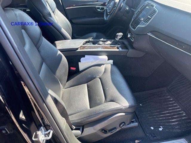 2019 Volvo XC90 T6 AWD Momentum