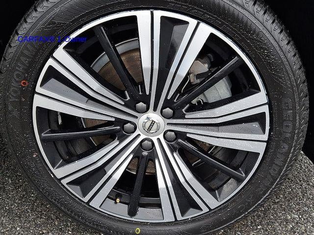 2022 Volvo XC60 Recharge Plug-In Hybrid T8 eAWD PHEV Inscription Extended Range