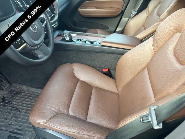 2024 Volvo XC60 Recharge Plug-In Hybrid T8 eAWD PHEV Plus Dark Theme