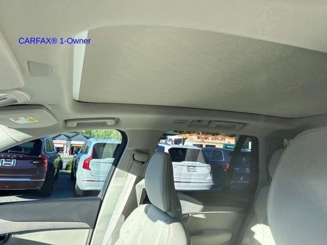 2025 Volvo XC90 Plug-In Hybrid T8 AWD Plus 6-Seater