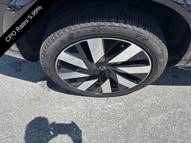 2025 Volvo XC90 Plug-In Hybrid T8 AWD Plus 6-Seater