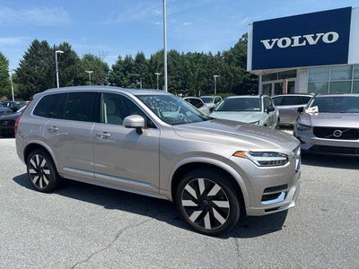 2025 Volvo XC90 Plug-In Hybrid T8 AWD Ultra 6-Seater