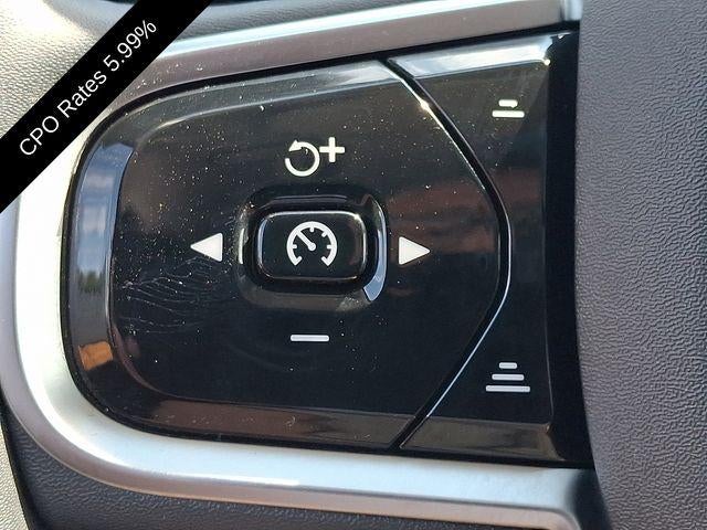 2025 Volvo XC90 Plug-In Hybrid T8 AWD Plus 7-Seater